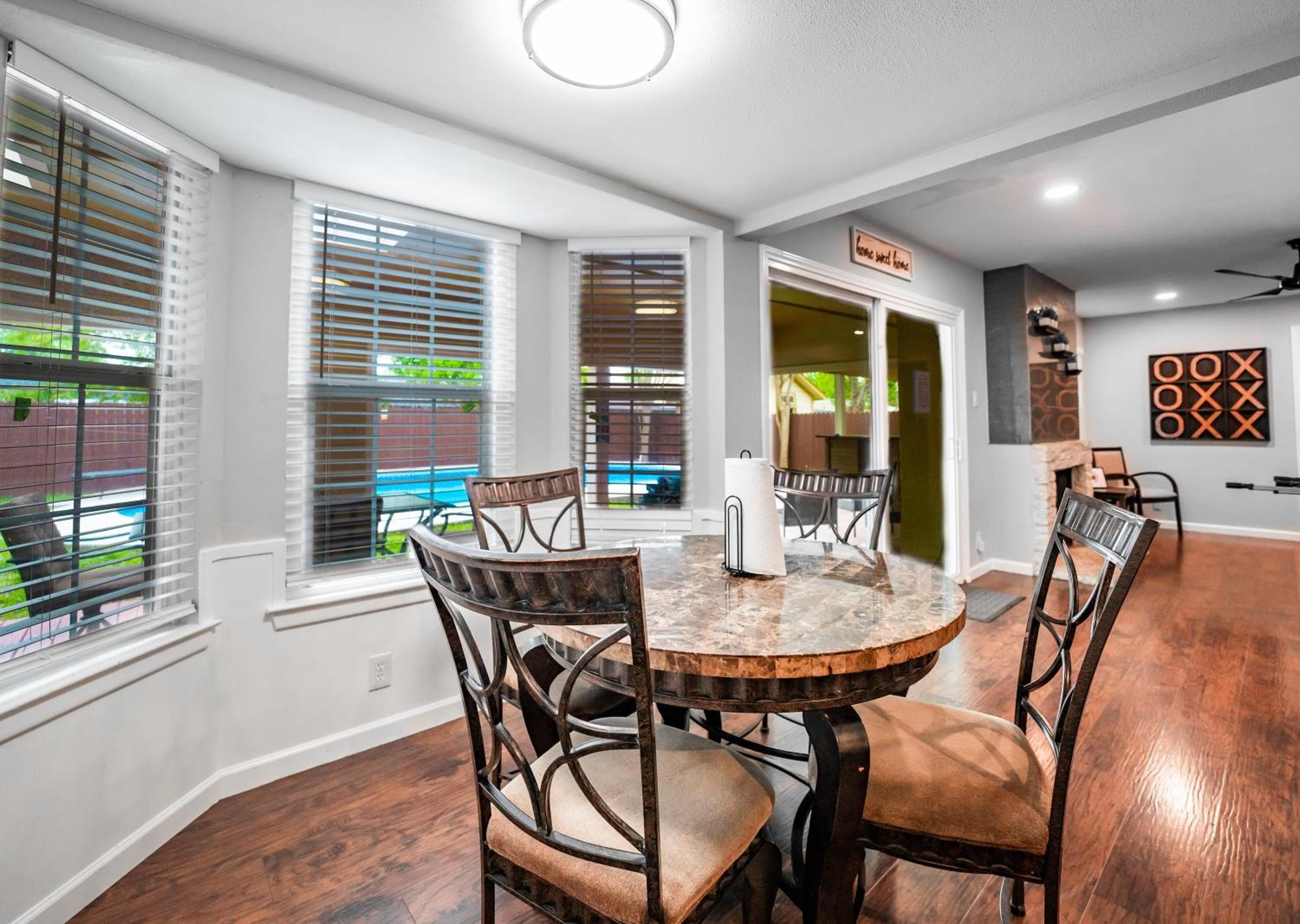 סן אנטוניו Spacious 4 Bedroom With Pool-Minutes To Seaworld And Lackland Afb מראה חיצוני תמונה